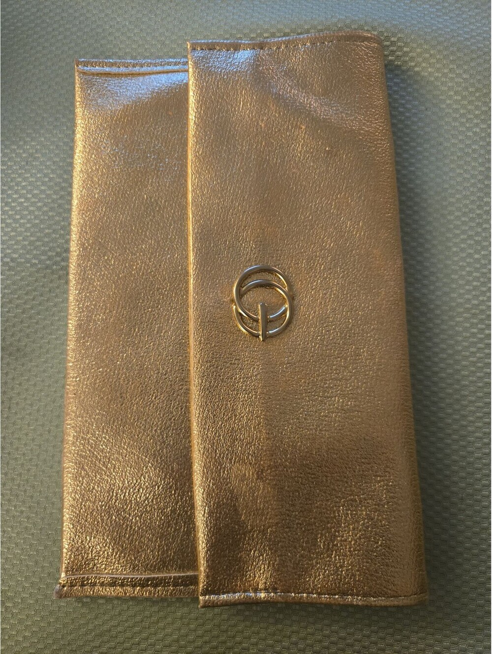 Vintage Metallic Rose Gold Envelope Clutch Bag with G Logo - Picture 5 of 6